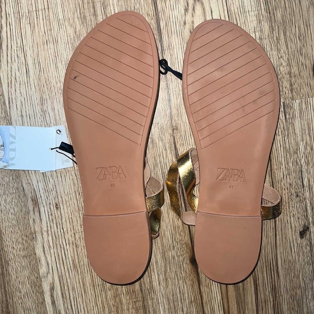 NEW! Zara Flat Laminated Gold Sandals Size 41 or 10 (US) - Picture 8 of 8